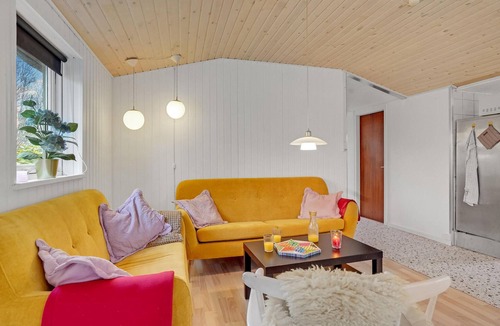 Hasmark Strand House | Nice home in Otterup with WiFi