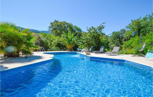 Petreto-Bicchisano House | Nice Home In Petreto Bicchisano