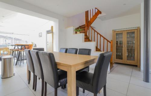 Petite-Synthe House | Nice Home In Petite-Synthe With Wifi