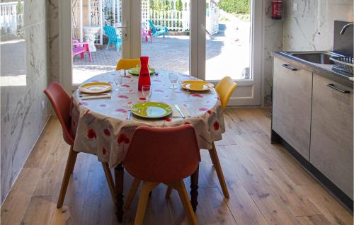 Pierre-Chatel House | Nice Home In Pierre-Châtel With Wifi