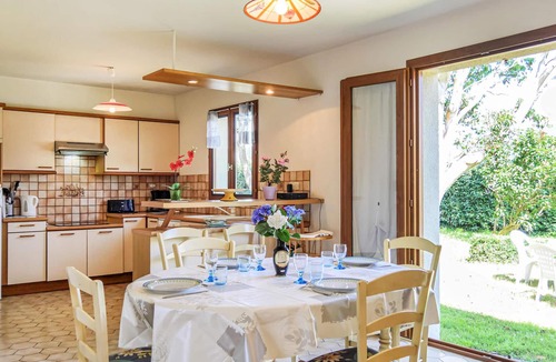 Pirou House | Nice home in Pirou-Plage with WiFi