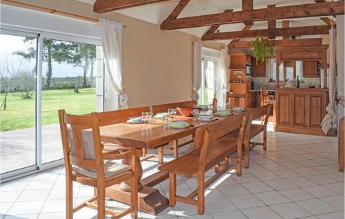 Plehedel House | Nice Home In Pléhédel