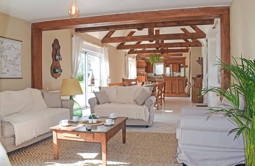 Plehedel House | Nice home in Pléhédel
