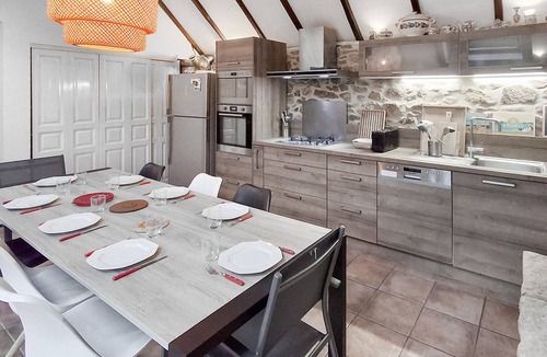 Plouguerneau House | Nice home in Plouguerneau with WiFi