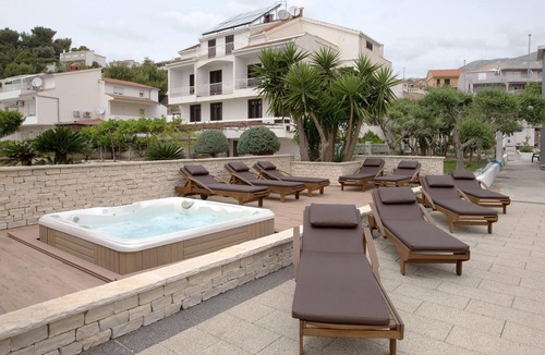 Podstrana House | Nice home in Podstrana
