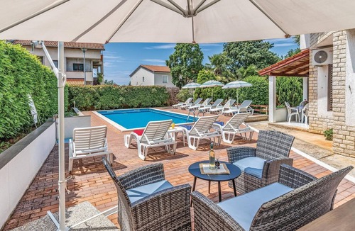 Kukci House | Nice home in Porec with outdoor swimming pool