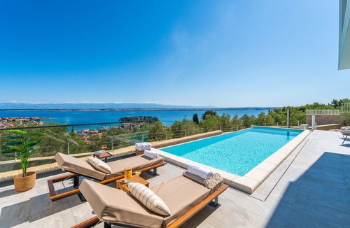Preko House | Nice home in Preko with sauna
