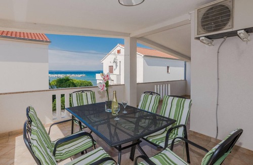 Privlaka House | Nice home in Privlaka with house sea view