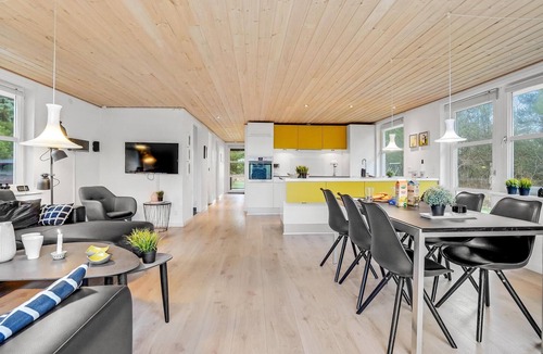 Bolilmark House | Nice home in Rømø with kitchen
