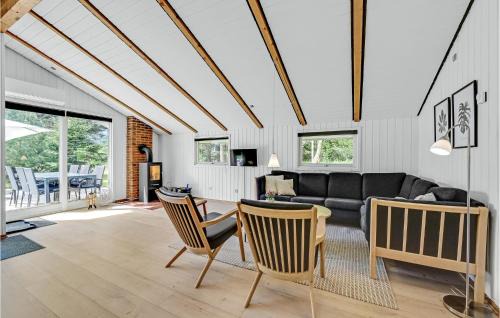 Klegod Strand House | Nice Home In Ringkøbing With Wifi