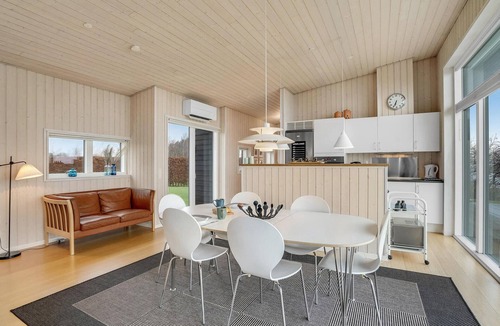 Ronbjerg House | Nice home in Roslev with house sea view