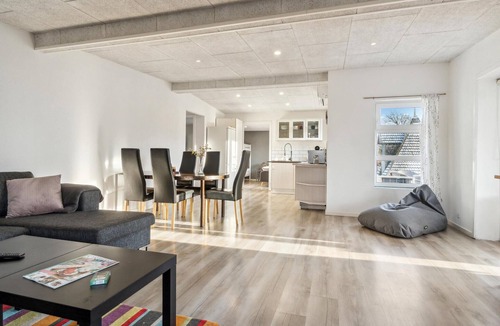 Ronbjerg House | Nice home in Roslev with WiFi