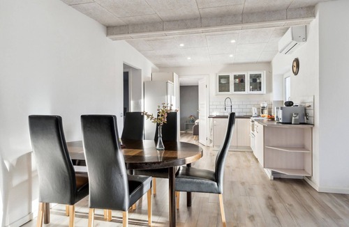 Ronbjerg House | Nice home in Roslev with WiFi