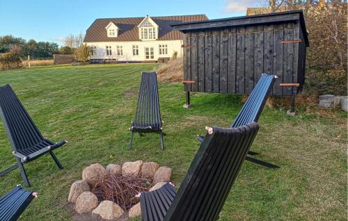 Roslev House | Nice Home In Roslev With Kitchen