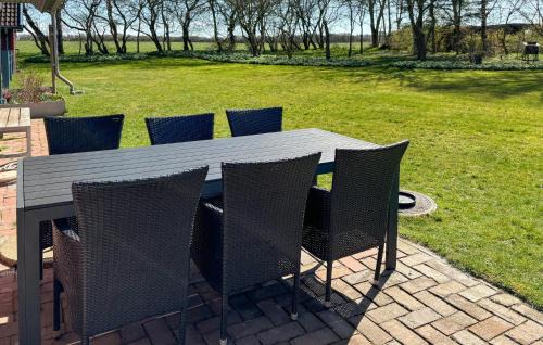 Ronbjerg House | Nice Home In Roslev With Wifi