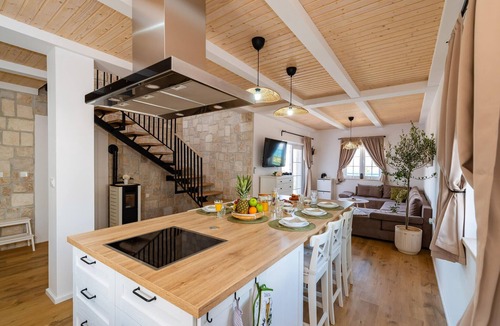 Rovanjska House | Nice home in Rovanjska