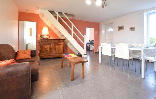 Saint-Marcouf House | Nice Home In Saint Marcouf With Wifi