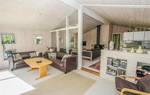 Marup House | Nice Home In Samsø With Kitchen