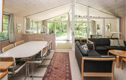 Marup House | Nice Home In Samsø With Kitchen