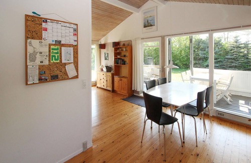 Samsø House | Nice home in Samsø with kitchen