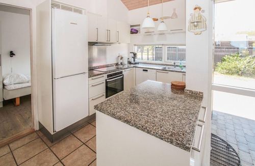 Marup House | Nice home in Samsø with kitchen