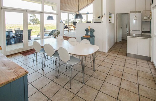 Marup House | Nice home in Samsø with kitchen
