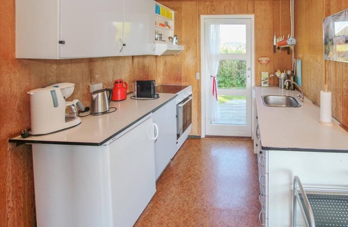 Samsø House | Nice home in Samsø with kitchen