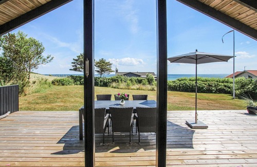 Langemark House | Nice home in Samsø with WiFi