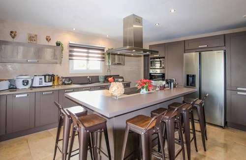 Sarrians House | Nice home in Sarrians