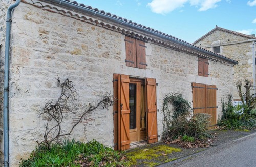 Sauzet House | Nice home in Sauzet with WiFi