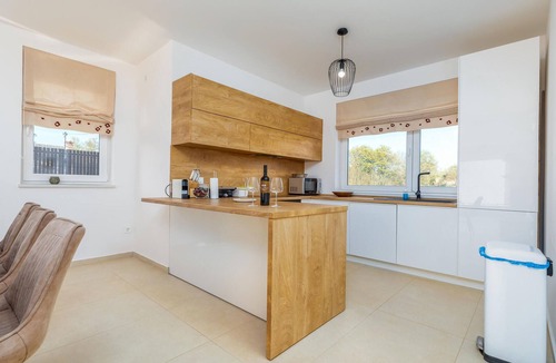Marcana House | Nice home in Segotici