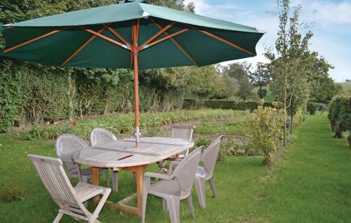 Bourthes House | Nice Home In Senlecques With Kitchen