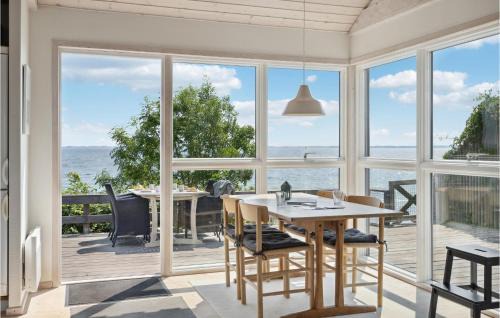 Skarup Fyn House | Nice Home In Skårup Fyn With Wifi