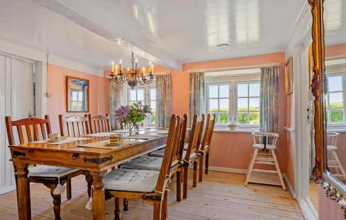 Skaerbaek House | Nice Home In Skærbæk With Wifi