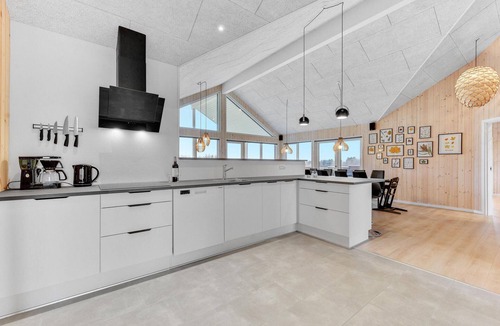 Lihme House | Nice home in Spøttrup with sauna
