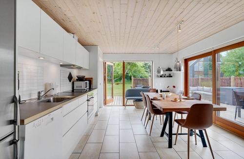 Stubbekobing House | Nice home in Stubbekøbing with WiFi