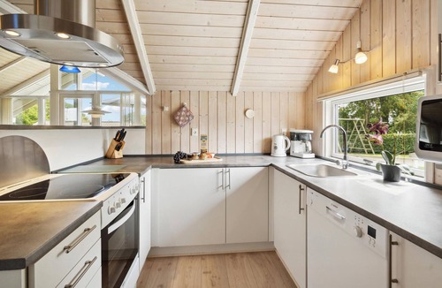 Mommark Strand House | Nice home in Sydals with sauna