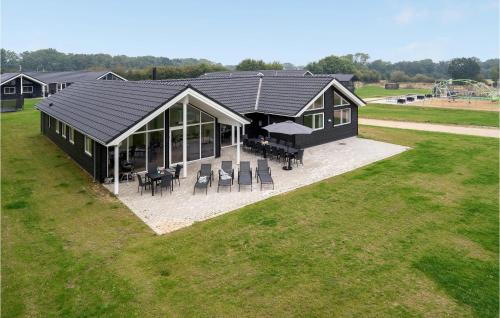 Mommark Strand House | Nice Home In Sydals With Kitchen