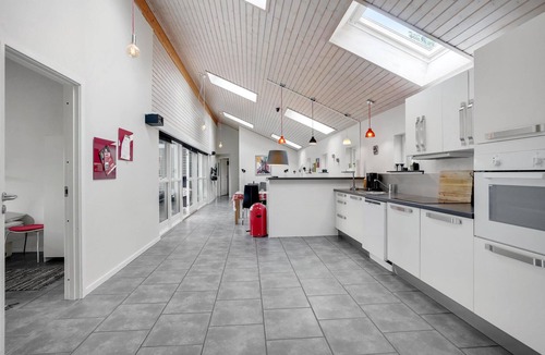 Skaven Strand House | Nice home in Tarm with sauna