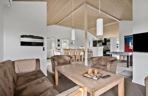 Skaven Strand House | Nice home in Tarm with sauna