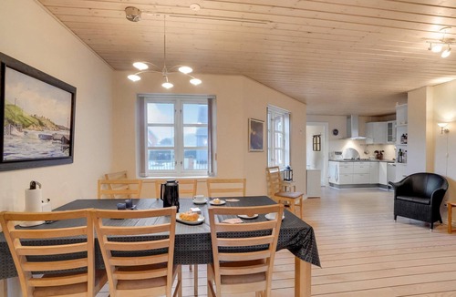 Thyboron House | Nice home in Thyborøn with WiFi