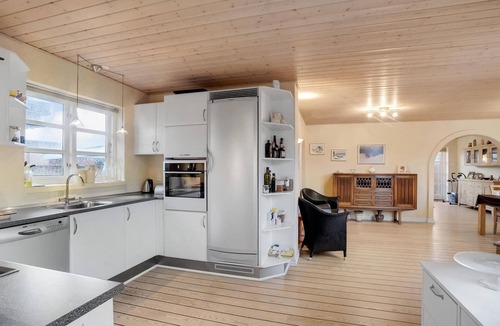 Thyboron House | Nice home in Thyborøn with WiFi