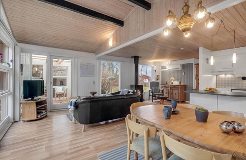 Thyholm House | Nice home in Thyholm with WiFi