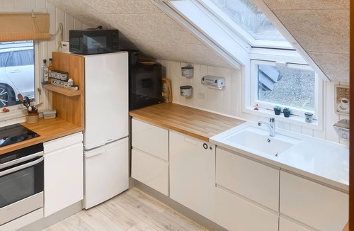 Thyholm House | Nice home in Thyholm with kitchen