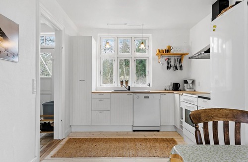 Tim House | Nice home in Tim with kitchen