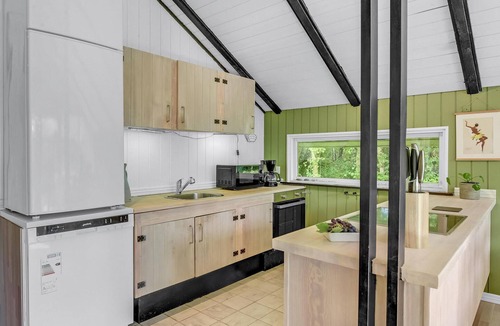 Arrild Ferieby House | Nice home in Toftlund with kitchen