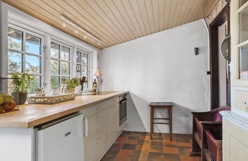 Skygge House | Nice home in Tørring with WiFi