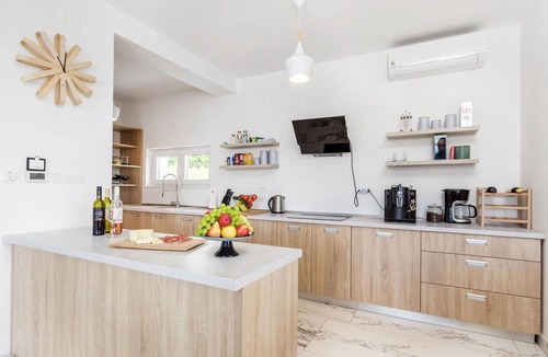 Udbina House | Nice home in Udbina with sauna
