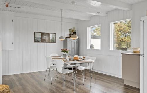 Øhuse House | Nice Home In Ulfborg With Wifi