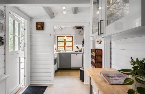 Bøtø By House | Nice home in Væggerløse with WiFi